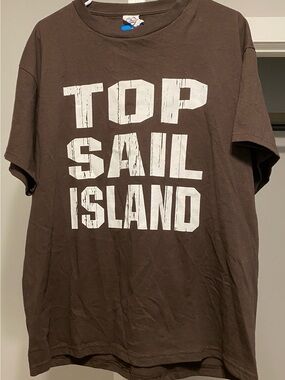 Delta Brown 'Top Sail Island' Short Sleeve Graphic Tee